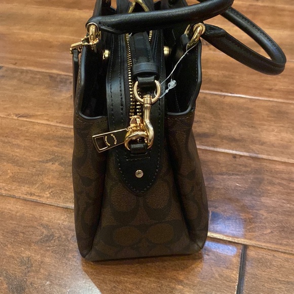 COACH Lillie Carryall In Signature Canvas - Picture 8 of 16